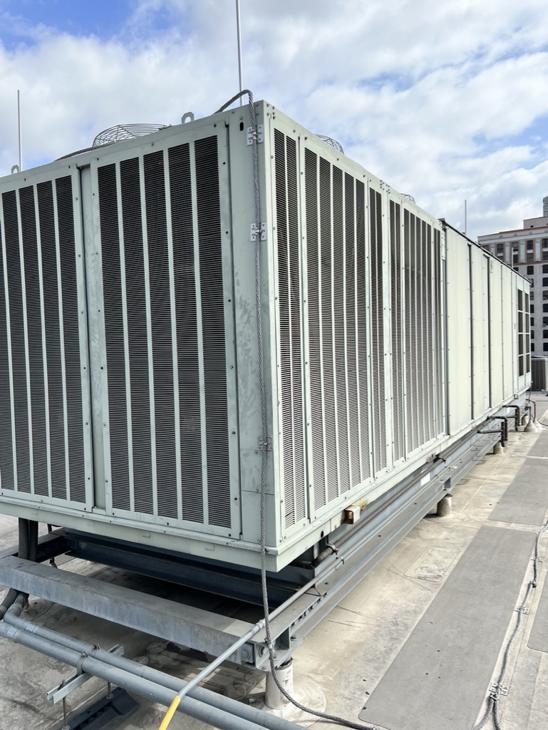 Industrial Air Conditioning/HVAC Unit